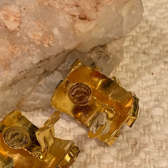 🌹Dominique Aurientis Earrings Paris
Haute Couture Excellent Condition🌹 - Picture 8 of 9